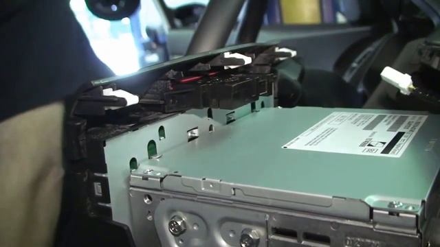 Episode #258 - 2012-2014 Honda CR-V Imported Red Hazard Switch Installation смотреть онлайн