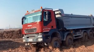 Эти парни умеют ездить | Лесовозы и Самосвалы на тяжелом бездорожье