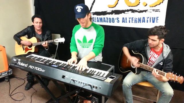 Smallpools - Dreaming LIVE