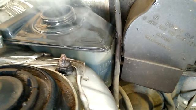 МицубисиКаризма 1.9 TDI 1997 г.в.-Газы пошли в систему охлаждения!!! смотреть онлайн
