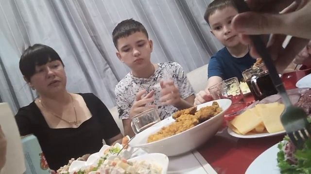 Вкусно Кревет Салат Дадай смотреть онлайн