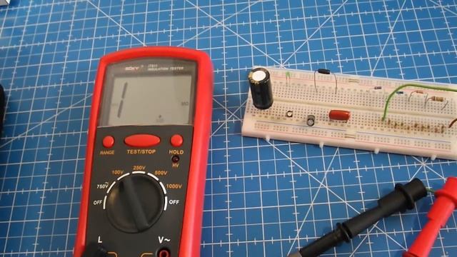 Medidor de isolamento IT811 - Review смотреть онлайн