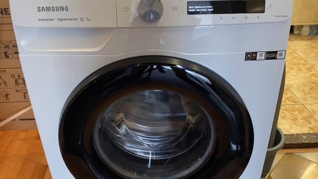 Распаковка стиральной машины Samsung WW70A6S23AW/LP