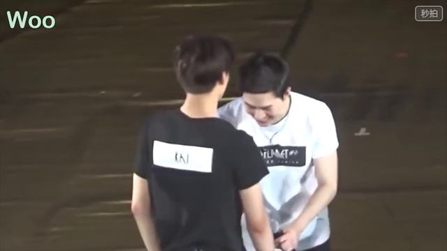 EXO KAI & SUHO SuKai KaiHo Cute moment♡ смотреть онлайн
