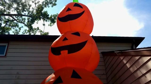 NEW Gemmy 20 ft. Tall Jack-O-Lantern Pumpkin Stack Airblown Inflatable - At Home Store Exclusive!!! смотреть онлайн