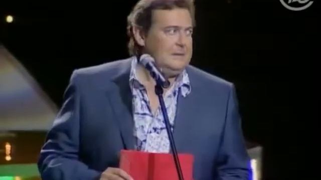 Илья Олейников и Юрий Стоянов - Дуэт + Переводчик 2004 смотреть онлайн