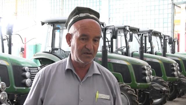 "Мадади Турсунзода" хоҷагиҳои кишоварзиро бо техникаҳо таъмин мекунад смотреть онлайн