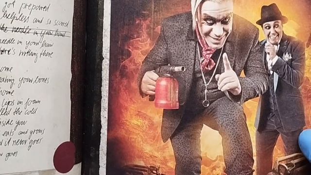 Lindemann - Skills in Pills ( vinyl and cd box ) смотреть онлайн