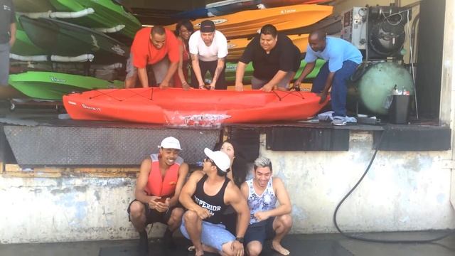 Extreme Ice Bucket Challenge! Malibu Kayaks смотреть онлайн