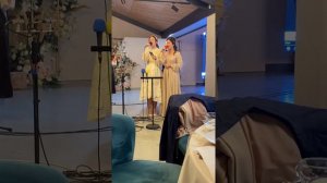 БОДРАЯ свадебная песня «Счастья мы желаем вам»