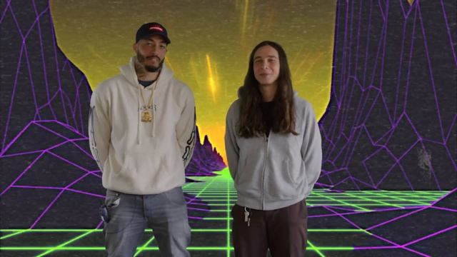 Logic Interviews: C Dot Castro & Travis Stacey смотреть онлайн
