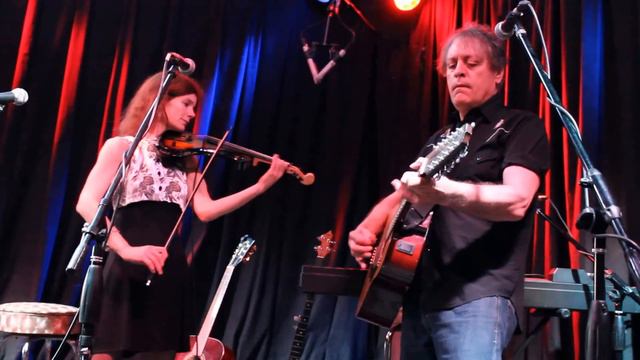 John And Mary (10,000 Maniacs) - Opening For Peter Tork 5/3/13