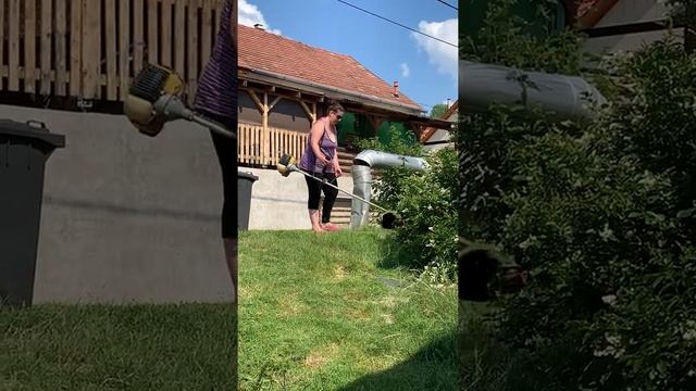 Füvet vágok móuni смотреть онлайн