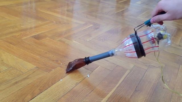 Make a Vacuum Cleaner - Homemade Vacuum Cleaner from Plastic Bottle смотреть онлайн