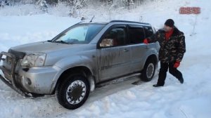 Nissan X-Trail на небольшом, зимнем бездорожье. (Nissan X-Trail on a small, winter off-road)