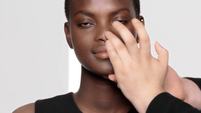 Get An Iconic Glow with The NARS Sheer Glow Foundation | NARS смотреть онлайн