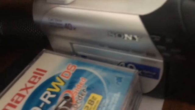 Sony Handycam DCR-DVD108 смотреть онлайн