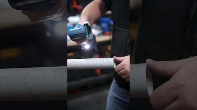 FIRST LOOK ? Makita 18V 76mm (3”) Brushless Cut Off Tool #welovetools #makita #newtools смотреть онлайн