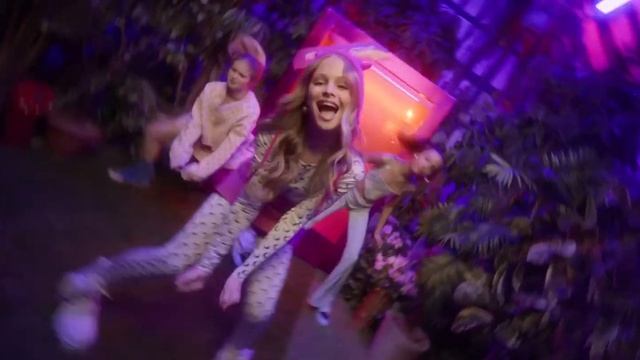 Милана Стар - Барби (Клип 2023) 1080+ смотреть онлайн