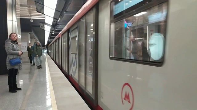прибытие поезда москва-2020 на станцию Сокольники смотреть онлайн