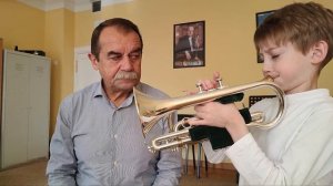 Начальные уроки игры на трубе. Урок 3 / Trumpet basics. Lesson 3