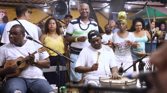 Roda de Samba do PAU PURO SÓ e Convidados (Ao Vivo na @BatuQSamba ) смотреть онлайн