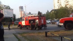 Пожар! Пожарные в действии! Тушение пожара