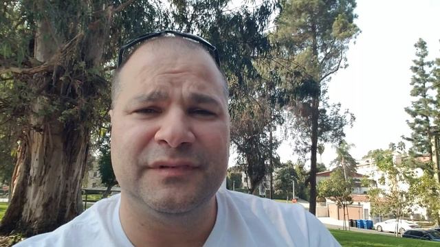 Почему некоторые не чувствуют себя счастливыми на работе и в отношениях смотреть онлайн