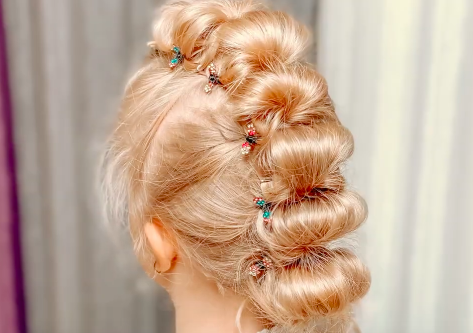 Праздничная прическа для девочки смотреть онлайн