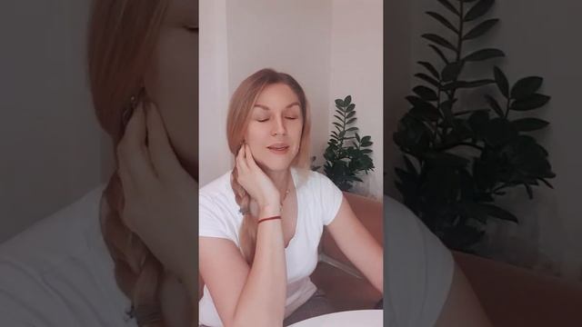 Вторичные выгоды. Почему сложно выйти из невроза. Не могу справиться с тревогой. #паника #невроз смотреть онлайн