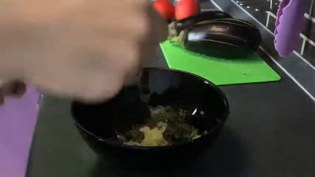 Веер из баклажанов с сыром и зеленью! Попробуйте- очень вкусно! смотреть онлайн