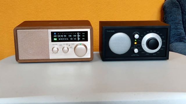 Sangean Vs Tivoli. Comparison between two quality tabletop Radios смотреть онлайн