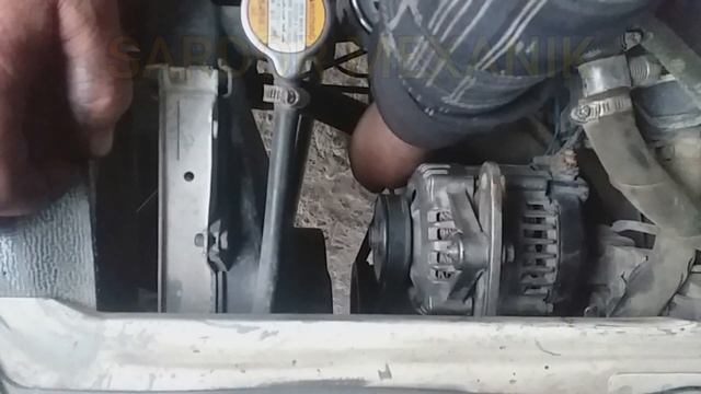 Damas avtomobiliga dinam remenini almashtirish! Замена ремня динамо на авто Дамас! смотреть онлайн