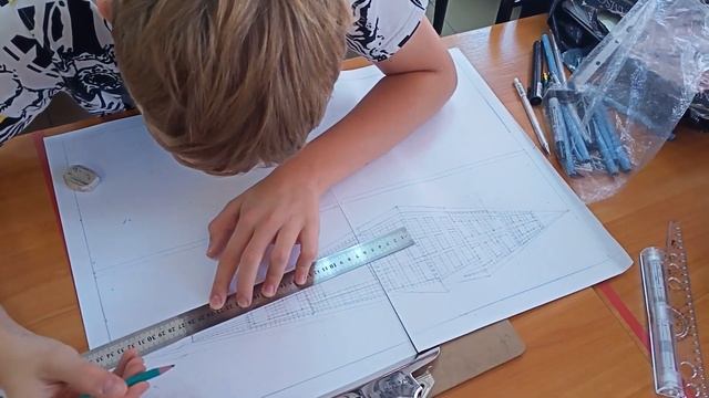 Второй Комикс - курс в Бузулуке - 2023 2А одиннадцатое занятие смотреть онлайн