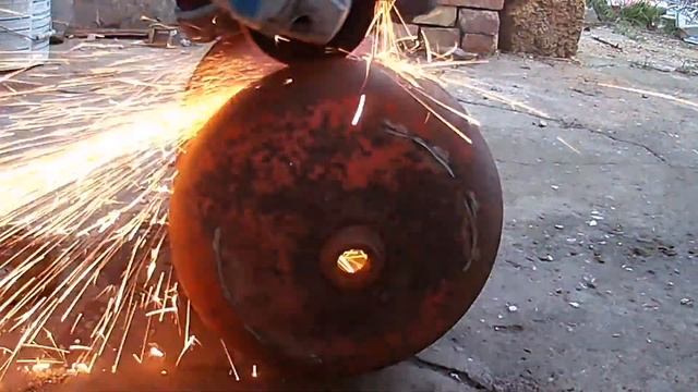 ПЕЧЬ ИЗ ГАЗОГОВО БАЛОНА ДЛЯ КАЗАНА ЧАСТЬ #1 смотреть онлайн