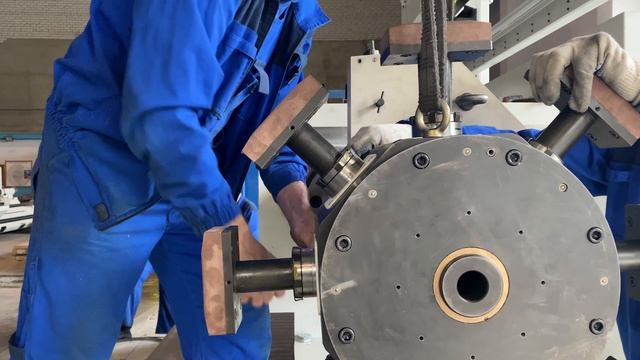 Российские тяжелые многофункциональные токарные обрабатывающие центры с проходными суппортами CA1350 смотреть онлайн