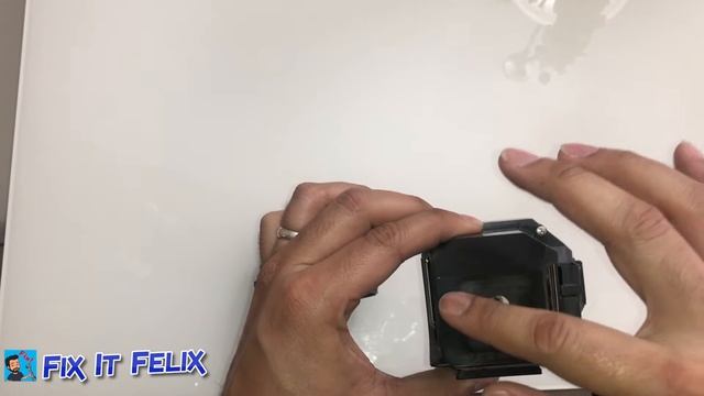 Epson Light bulb replacement ( Home Cinema 2100 ) смотреть онлайн