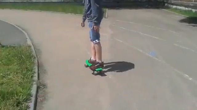 Givova Channel катается на penny board смотреть онлайн