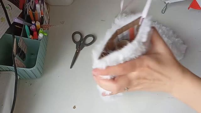 Посмотрите какой милый новогодний декор получился.? Из картона и доступных материалов.? DIY смотреть онлайн