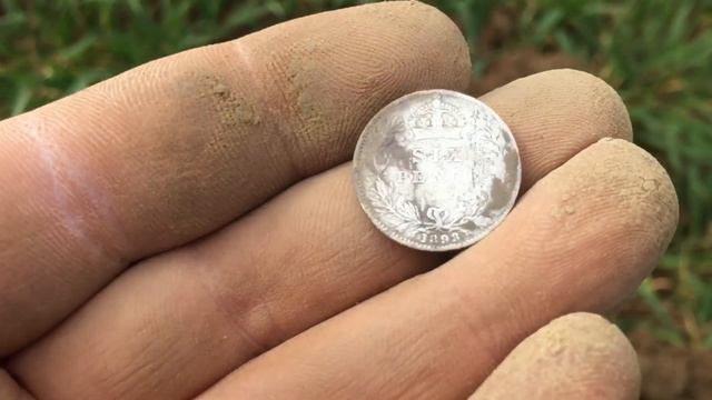 SILVER WITH THE GO-FIND 60 смотреть онлайн