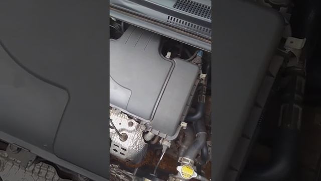 Engine vibration in Toyota Vitz смотреть онлайн