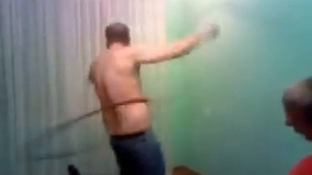 смотрите и учитесь как надо крутить обруч смотреть онлайн