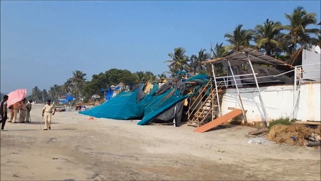 В Гоа разрушают шэки смотреть онлайн