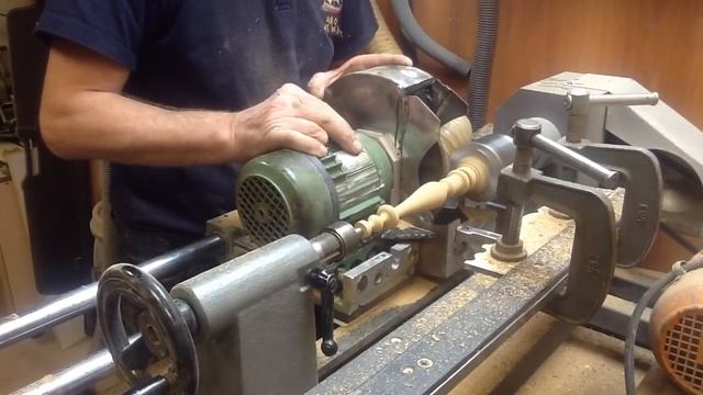 Самодельный токарно-копировальный станок по дереву | Self-made wood copying machine смотреть онлайн