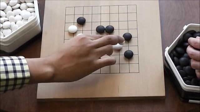 Sunday Go Lessons: Playing on the 9 x 9 Board смотреть онлайн