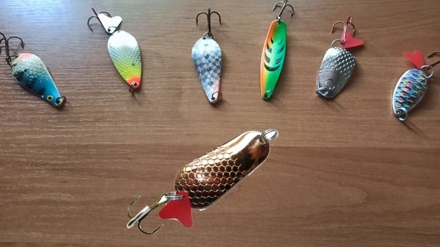 ТОП-3 бюджетные лучшие колеблющиеся блесны на щуку летом смотреть онлайн