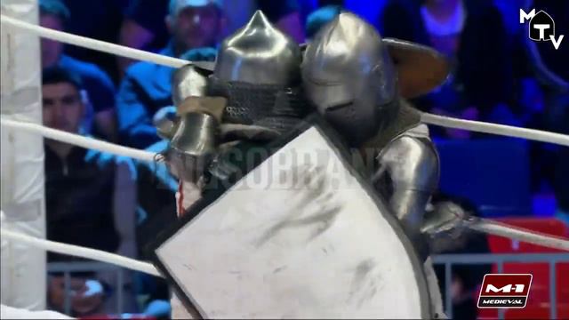 Али Махлоев vs. Дмитрий Стадниченко | M-1 Medieval - M-1 Challenge 52 | Рыцарское фехтование смотреть онлайн