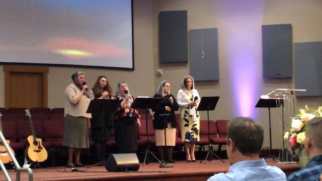 От погибели спасла меня милость Божья, Paradise Gospel Church пение группы сестёр смотреть онлайн