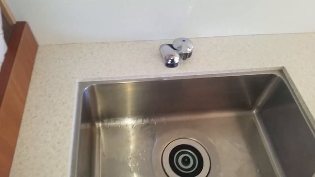 Toyota Coaster 2000 Auto Motorhome смотреть онлайн