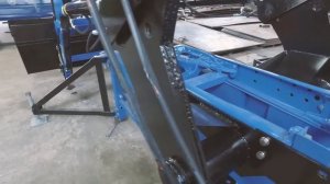 Фронтальный быстросъемный погрузчик Ореховсельмаш КУН-800